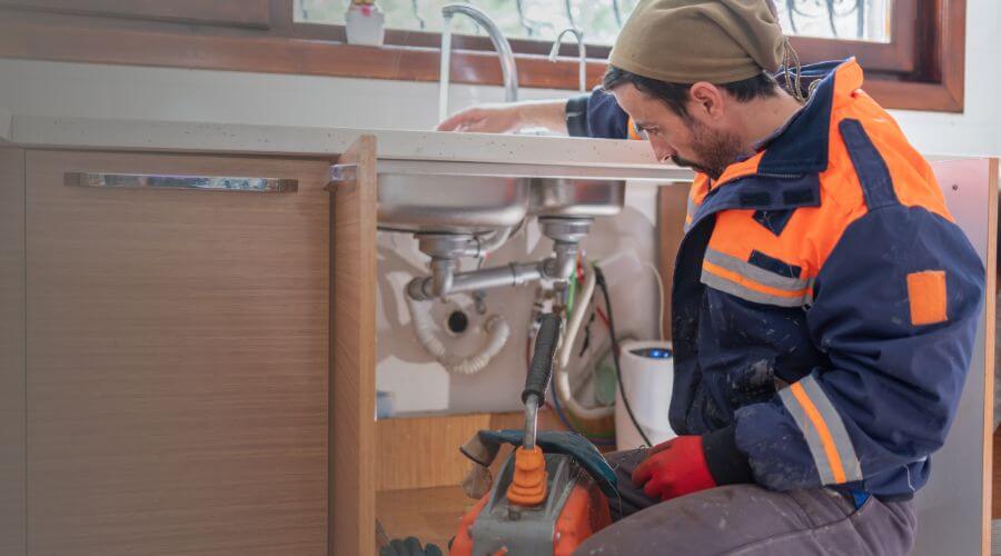 Professional bathroom faucet installation services in Lodi, TX